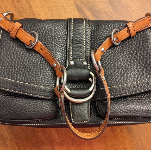 Coach F10893 pebble leather soft black purse EUC - Picture 2 of 6